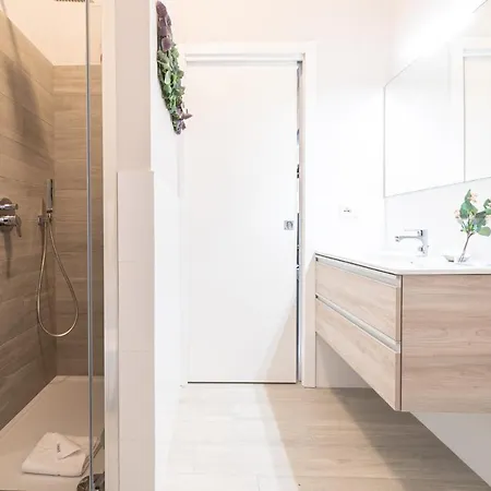 Apartment Easylife - Accogliente Residenza A Due Passi Dal Duomo