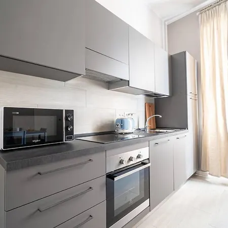 Easylife - Accogliente Residenza A Due Passi Dal Duomo * Milan